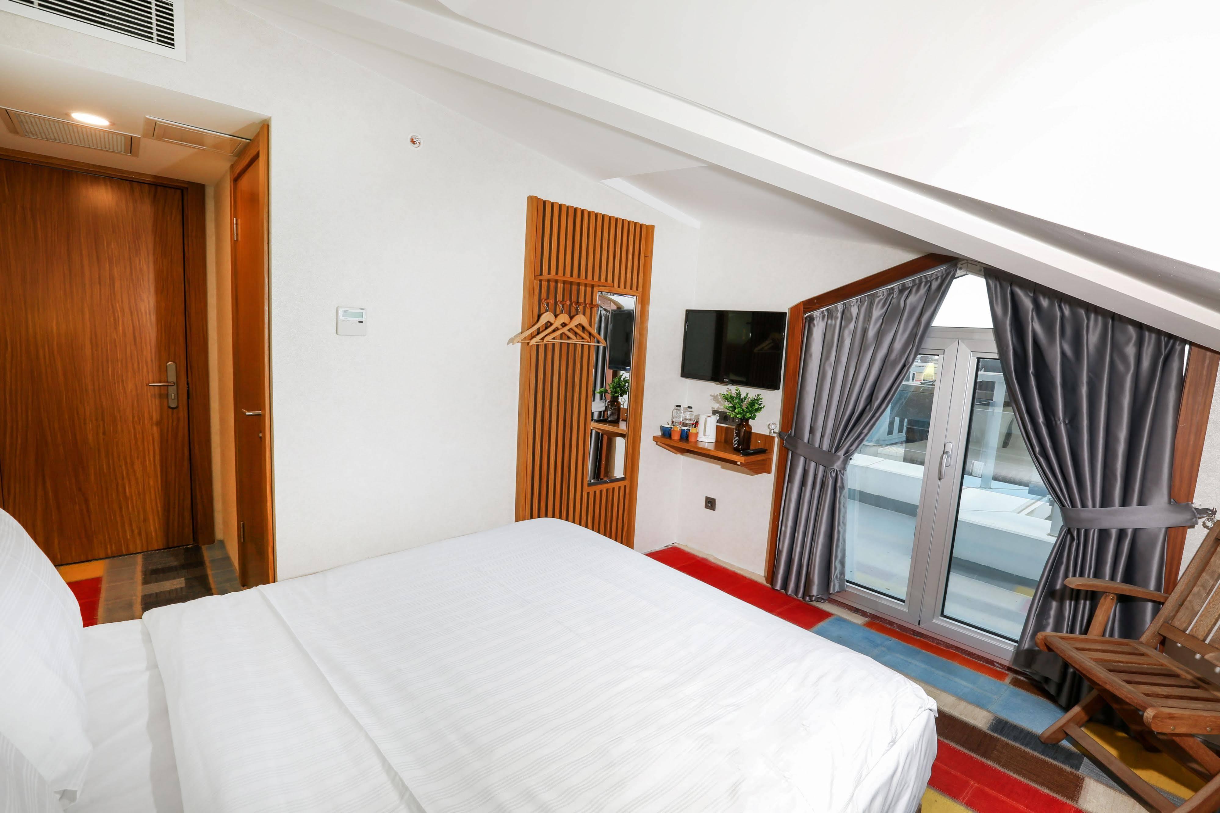 Discovery Hotel Istanbul Luaran gambar