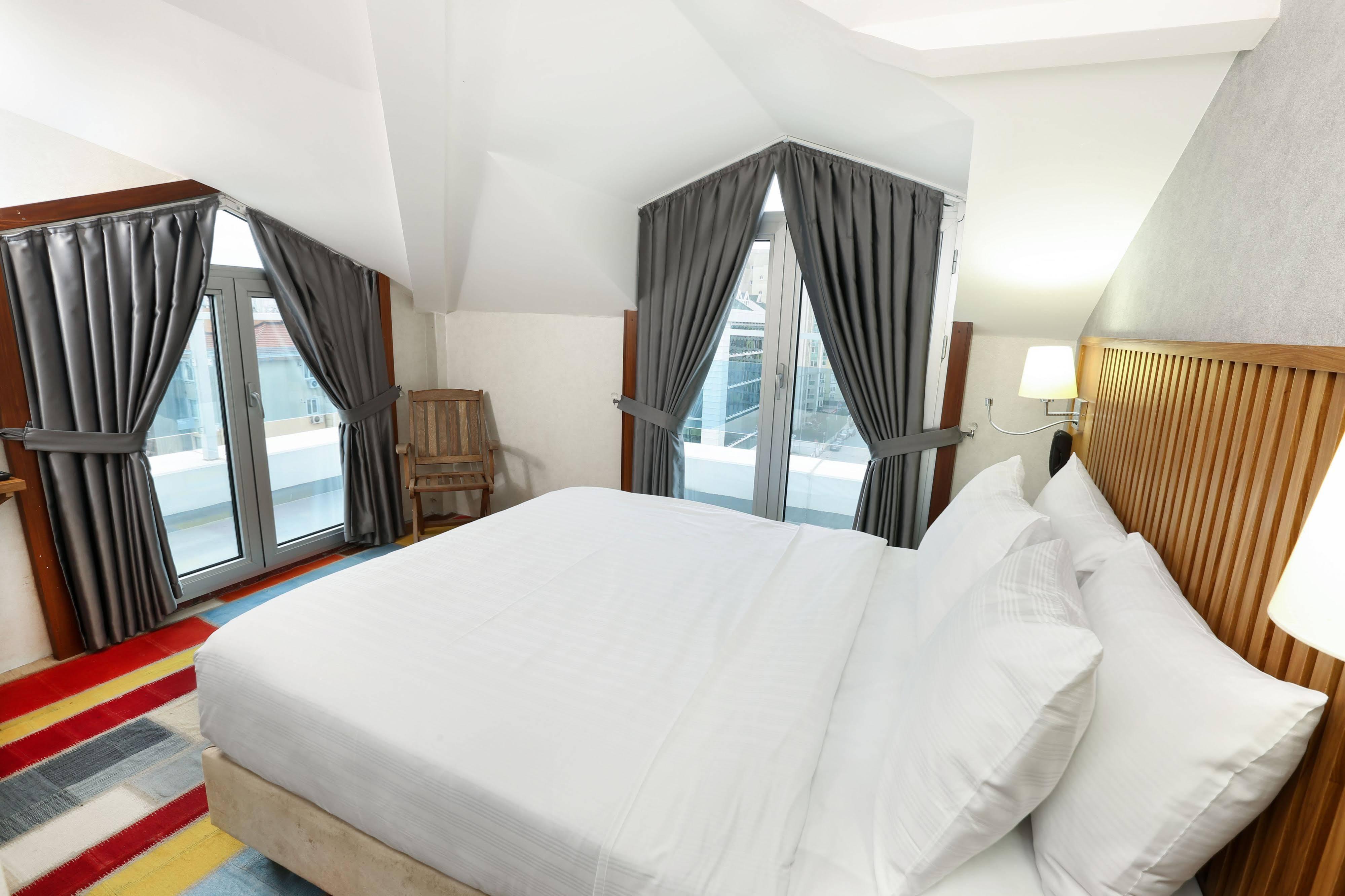 Discovery Hotel Istanbul Luaran gambar